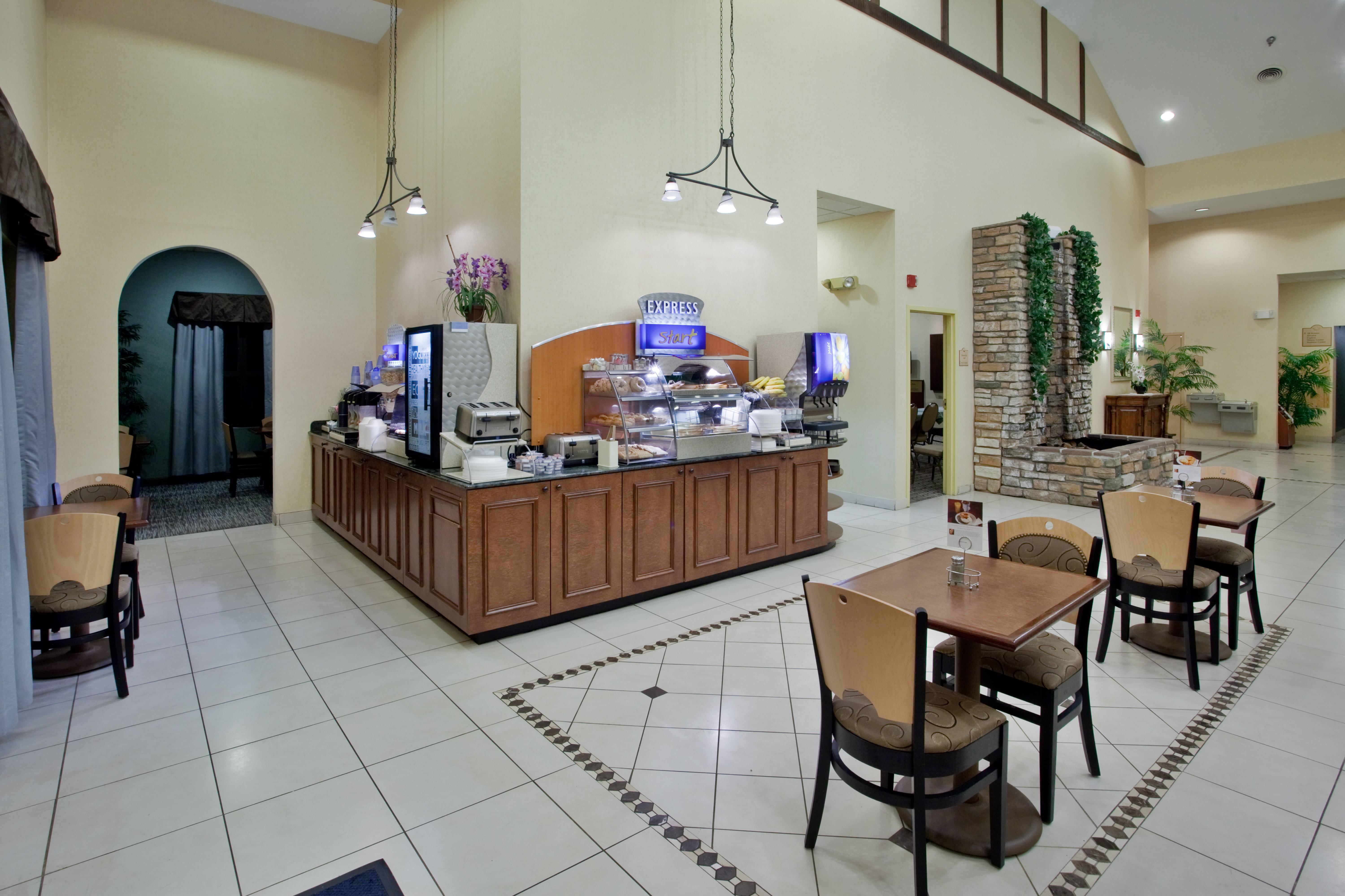Wingate By Wyndham Waynesboro Hotel Kültér fotó