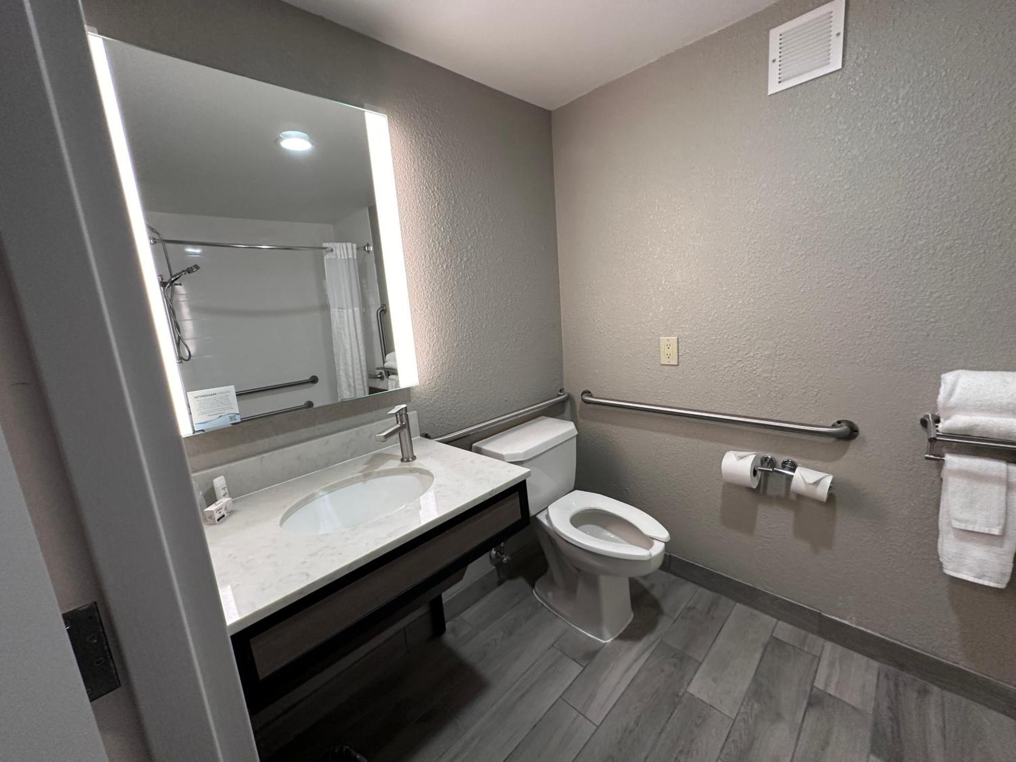 Wingate By Wyndham Waynesboro Hotel Kültér fotó